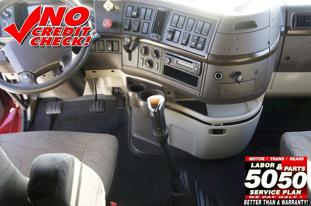 2012 Volvo 780 Sleeper Semi Truck For Sale Gulfport, MS 4601