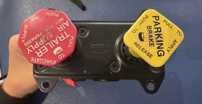 Bendix Air Brake Valve 5004872