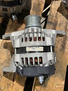 Delco Remy 24SI Alternator