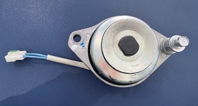 NEW OEM Yanmar Magnet Alternator , GP1838,124190-77201 ,129150-77202