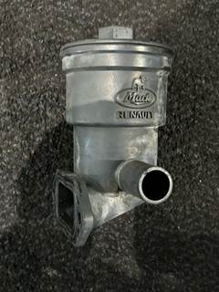 Mack E7 Breather for E7, AMI, AC