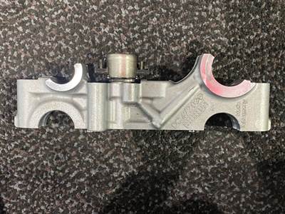 Detroit DD15 Camshaft Housing