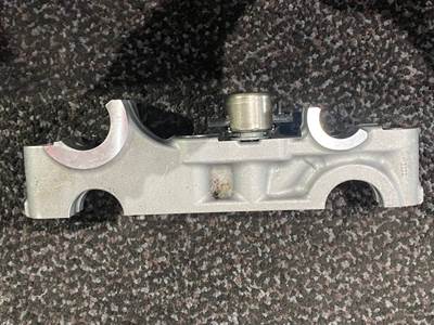 Detroit DD15 Camshaft Housing