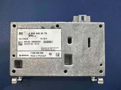 Freightliner Cascadia BOSCH Chassis Control Module, A0004463475,7620000269