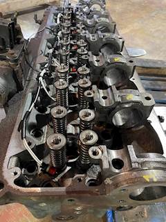2006 Detroit Series 60 14.0L DDEC V Cylinder Head