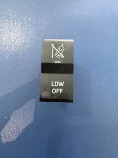 (GOOD USED) OEM Freightliner Cascadia LDW OFF Switch, !!!!! Part #:A06-90128-020; Truck Model: Freightliner Cascadia , Stock #: SW80