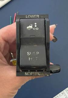 Freightliner Cascadia Suspension Height Dash Console Rocker Switch A12-26539-007