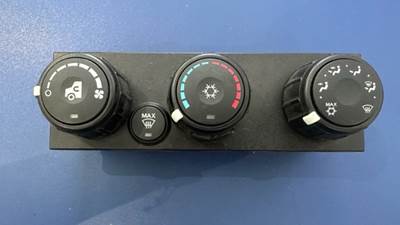Navistar International LT625 Heater A/C Temp Controls, 4065331C5