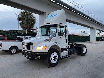 2012 Freightliner M2 106 Day Cab Truck