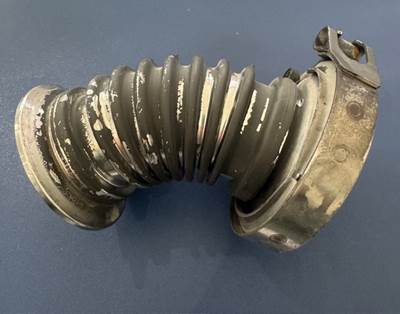 Paccar OEM Pipe-Flexible EGR Cooler 1782229