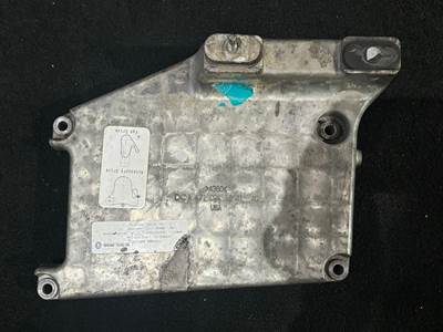 Detroit DD13 / DD15 Bracket