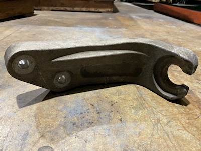 Detroit DD13 Bracket for Freightliner Cascadia