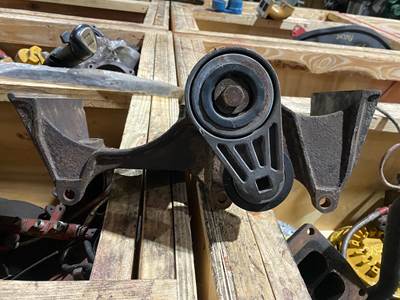 Detroit Series 60 14.0L Bracket