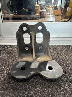 Oshkosh Oshkosh Bracket