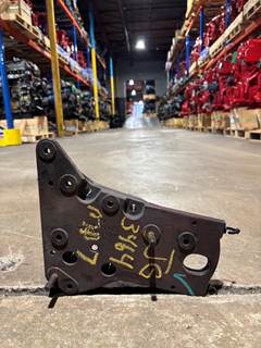 Volvo / Mack Bracket