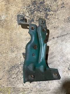 Volvo D13 Bracket