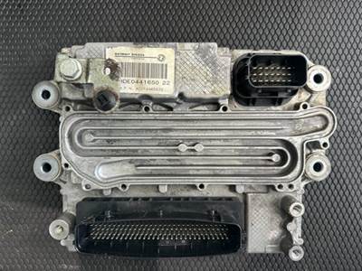2016 Detroit DD13 Diesel Engine Control Module ECM ECU A0014465835