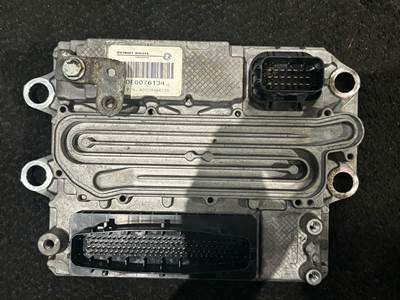 2011 Detroit DD13 Engine Control Module (ECM)