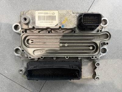 2011 Detroit DD15 Diesel Engine Control Module ECM ECU A0004466035