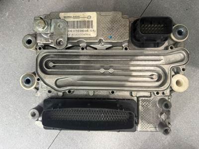 Detroit DD13 Diesel Engine Control Module ECM ECU A0004467635