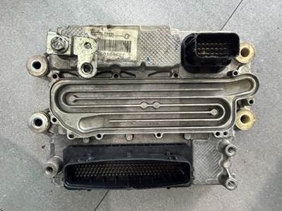 Detroit DD13 Diesel Engine Control Module ECM ECU A0004467635