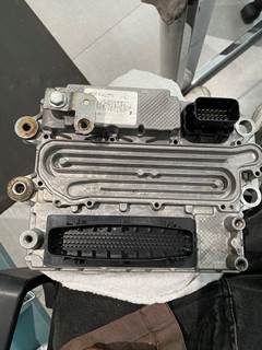 2011 Detroit DD15 Engine Control Module (ECM)