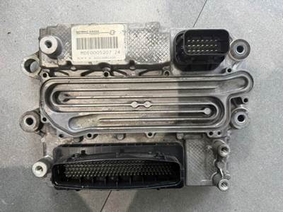 Detroit DD8 OEM Diesel Engine Control Module ECM ECU A0024461535/002