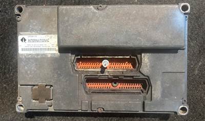 International DT466E Diesel Engine Control Module ECM ECU 1833341C5