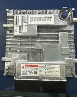 専用ブロマイド　A4 N1S13 ノイズフィルター集中SW付1個口1m白｜YAZAWA CORPORATION