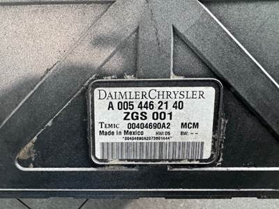 Mercedes Benz OM460LA Engine Control Module ECM ECU A0054462140