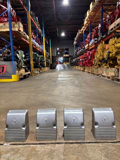 Mercedes-Benz MBE 4000 / OM460LA Cylinder Head Cover