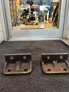 Caterpillar 3406 Engine Mount for Freightliner