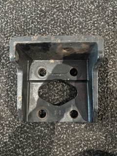 Caterpillar K159-957B Engine Mount