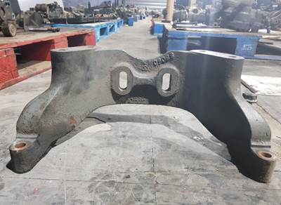 Detroit DD15 Engine Mount