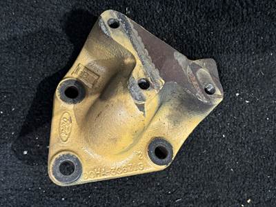 Ford D0HA-3C631G Engine Mount
