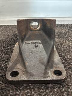 Freightliner 01-28728-000 Engine Mount