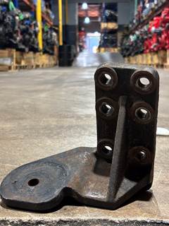 Isuzu 6HK1 Engine Mount