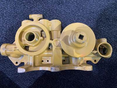 Caterpillar C13 Engine Oil Filter Base