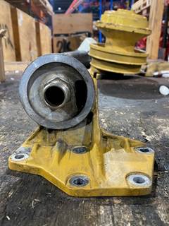 Caterpillar C6.6 Engine Oil Filter Base