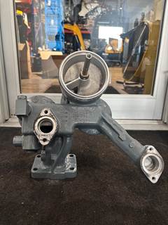 Mack E7 Engine Oil Filter Base for Mack E7, AMI, AI