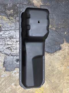 International DT466E Engine Oil Pan