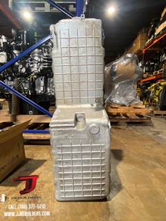 Mercedes-Benz MBE 4000 Engine Oil Pan