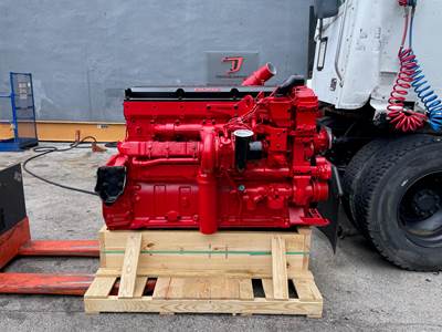 2004 Cummins ISX Engine