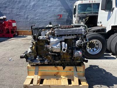 2011 Detroit DD13 Engine