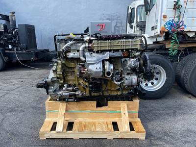 2012 Detroit DD13 Engine