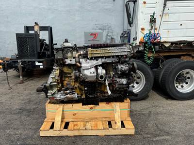 2012 Detroit DD13 Engine