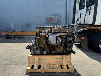 2014 Detroit DD13 Engine