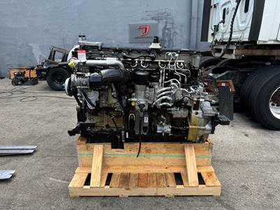 2012 Detroit DD13 Engine
