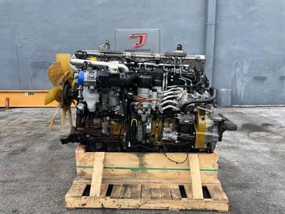 2009 Detroit DD15 Engine
