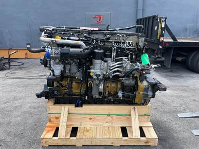 2012 Detroit DD15 Engine